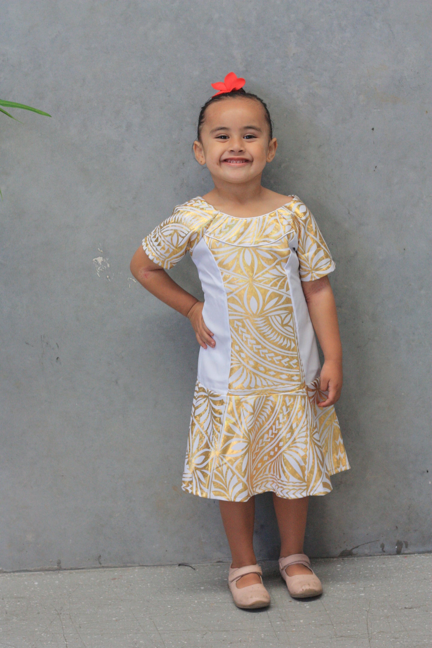 Polynesian Fashion Girls Dress White Metalic Gold